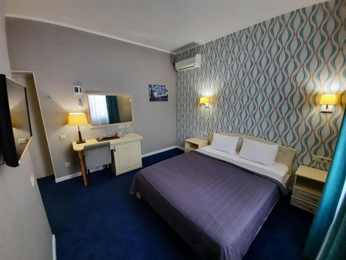 Hotel Ajur Odessa Buitenkant foto