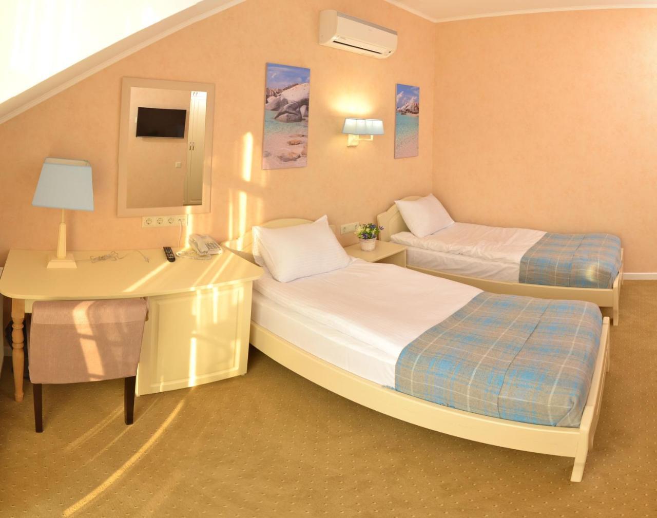 Hotel Ajur Odessa Buitenkant foto