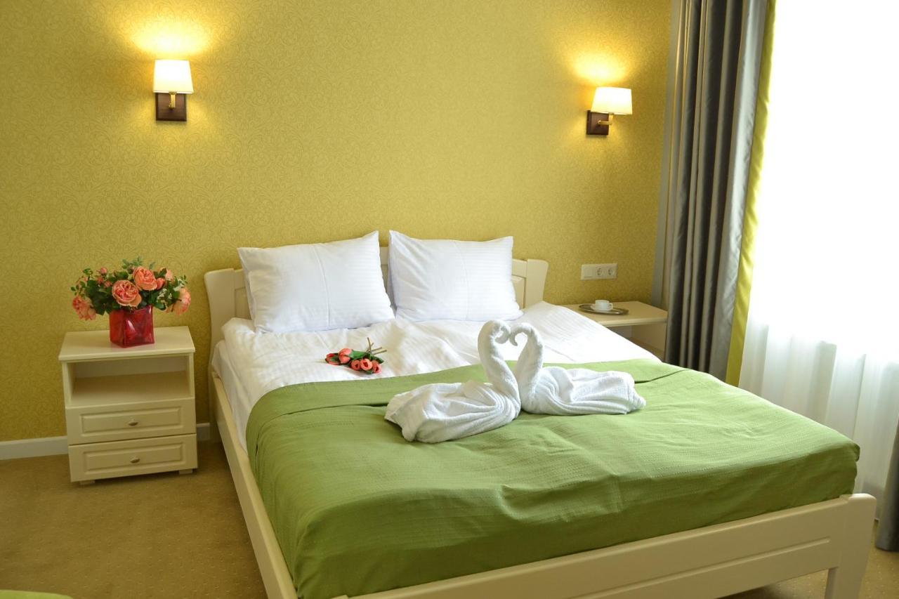 Hotel Ajur Odessa Buitenkant foto