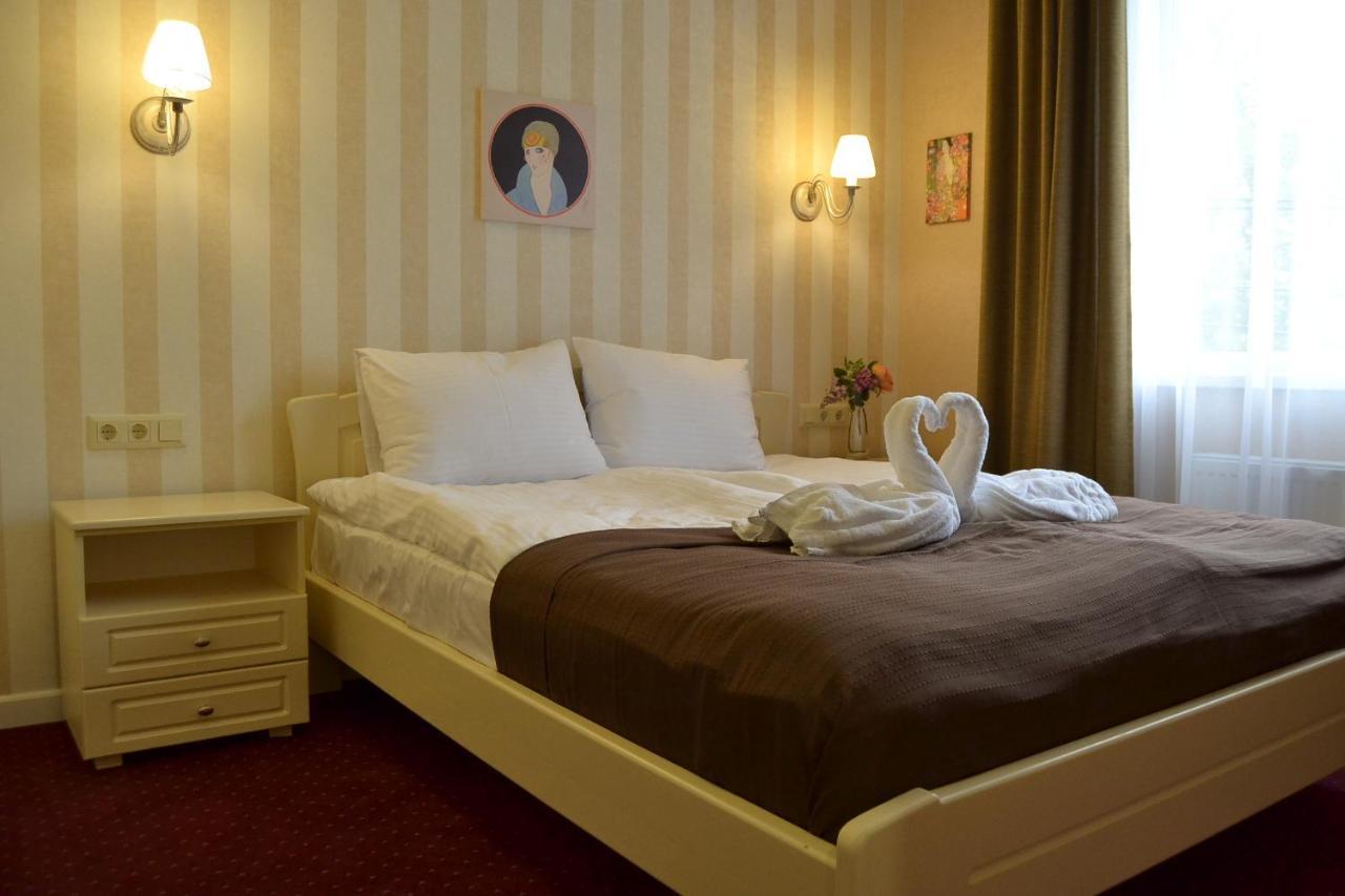 Hotel Ajur Odessa Buitenkant foto