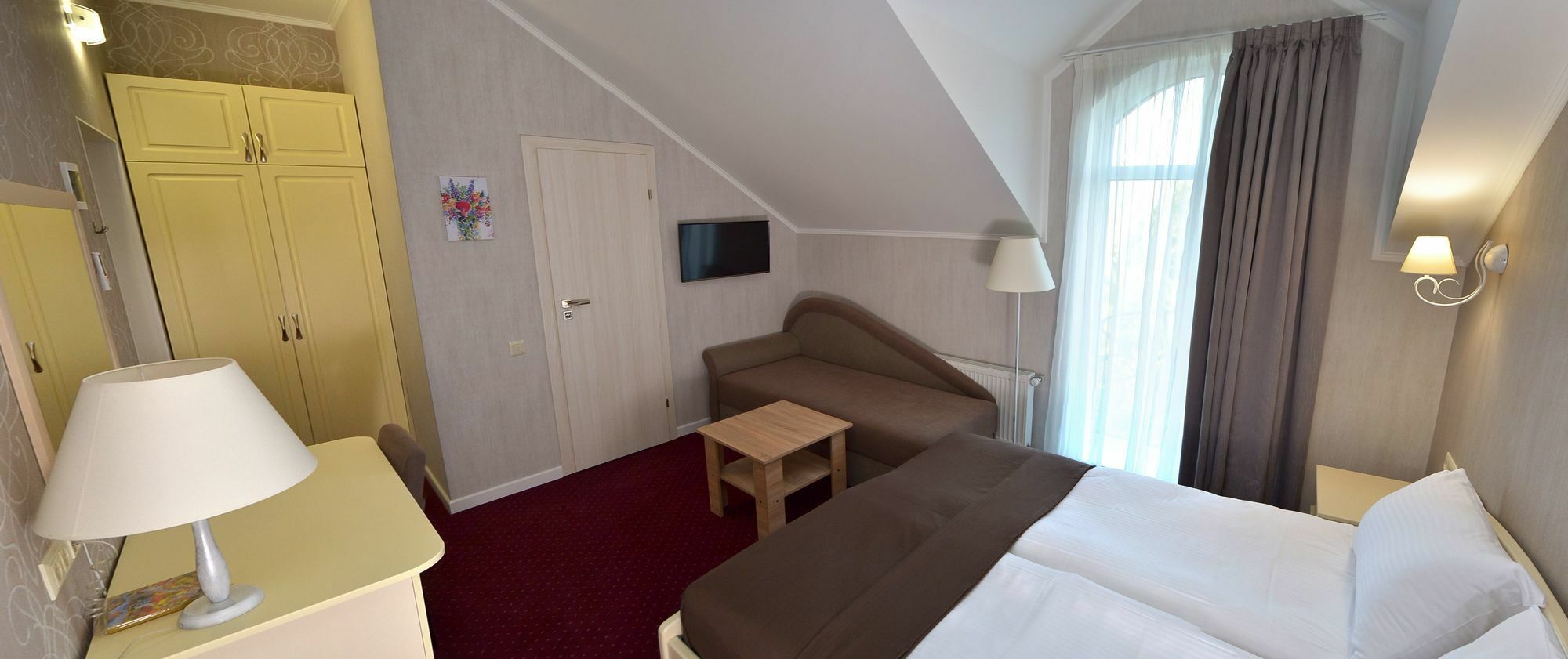 Hotel Ajur Odessa Buitenkant foto