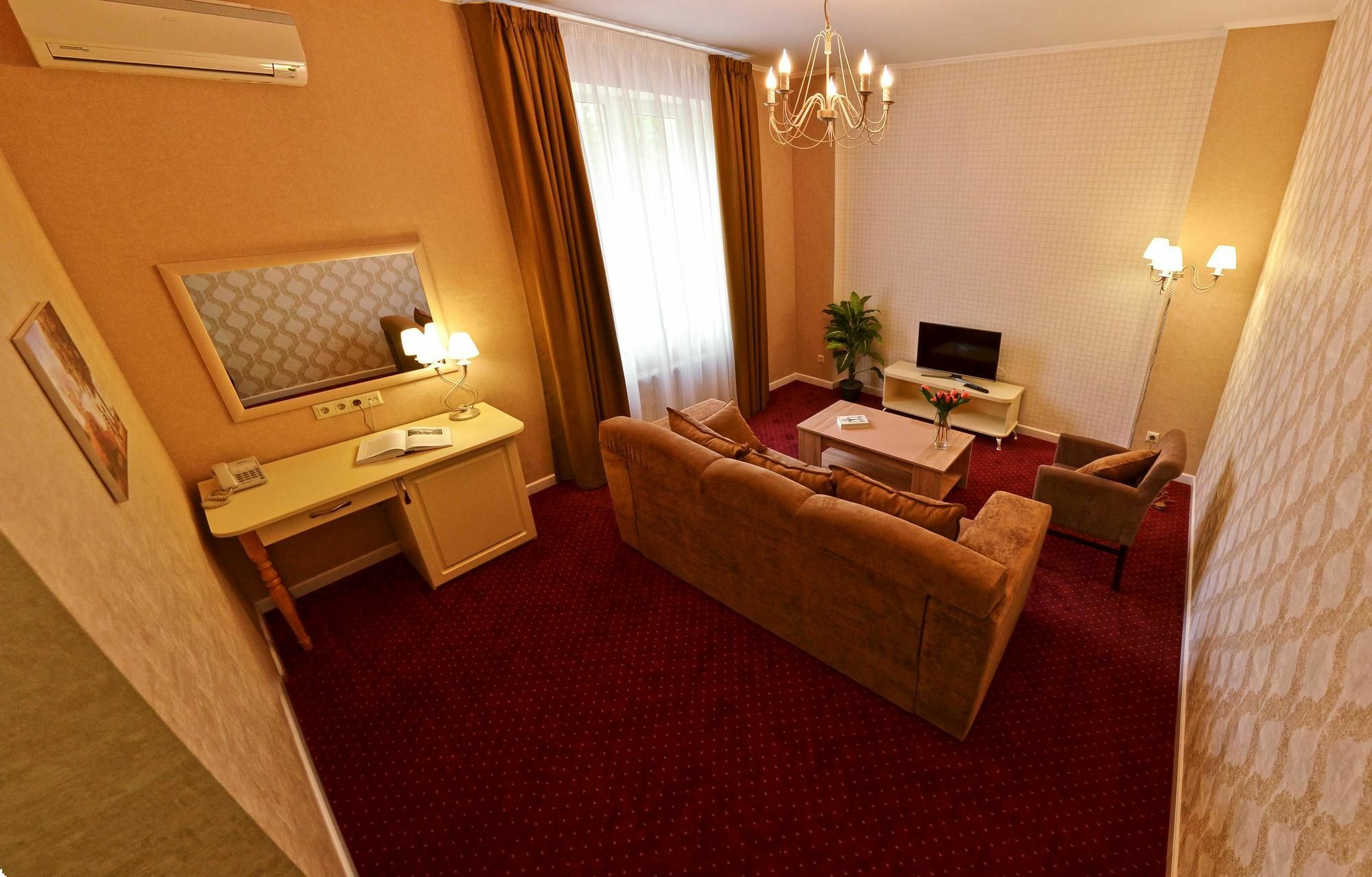 Hotel Ajur Odessa Buitenkant foto